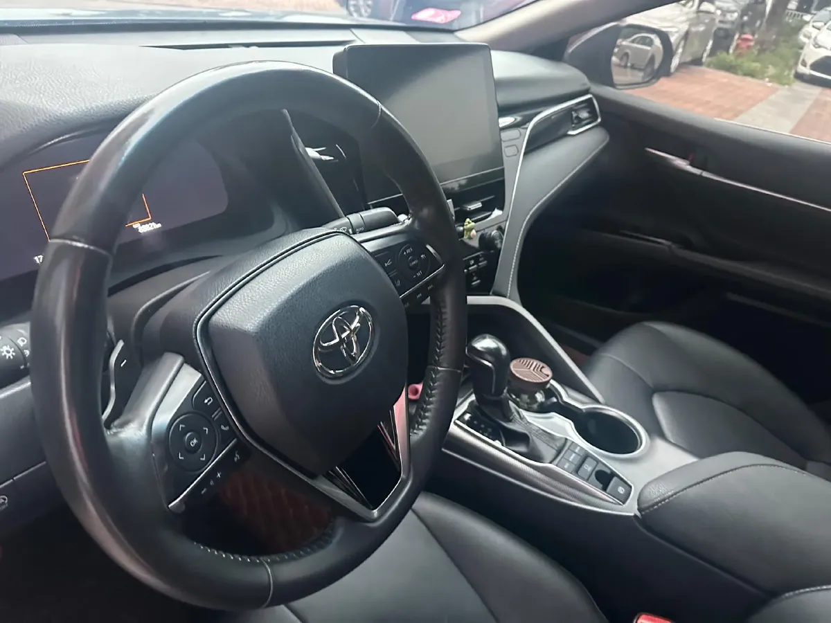 2021 Toyota Camry 2.5L 209HP L4 8AT,autocango,china used car exporter,china ev exporter,chinese used car exporter,chinese used ev exporter