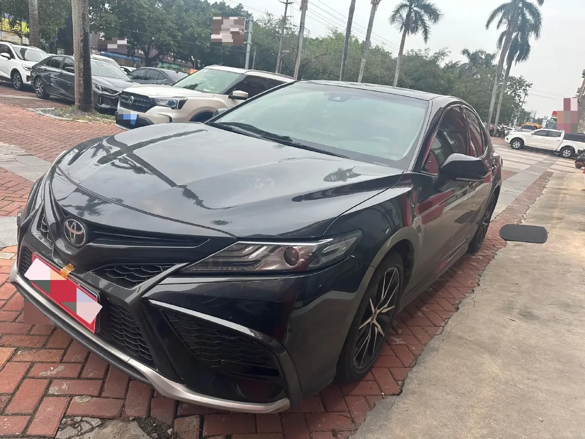 2021 Toyota Camry 2.5L 209HP L4 8AT,autocango,china used car exporter,china ev exporter,chinese used car exporter,chinese used ev exporter