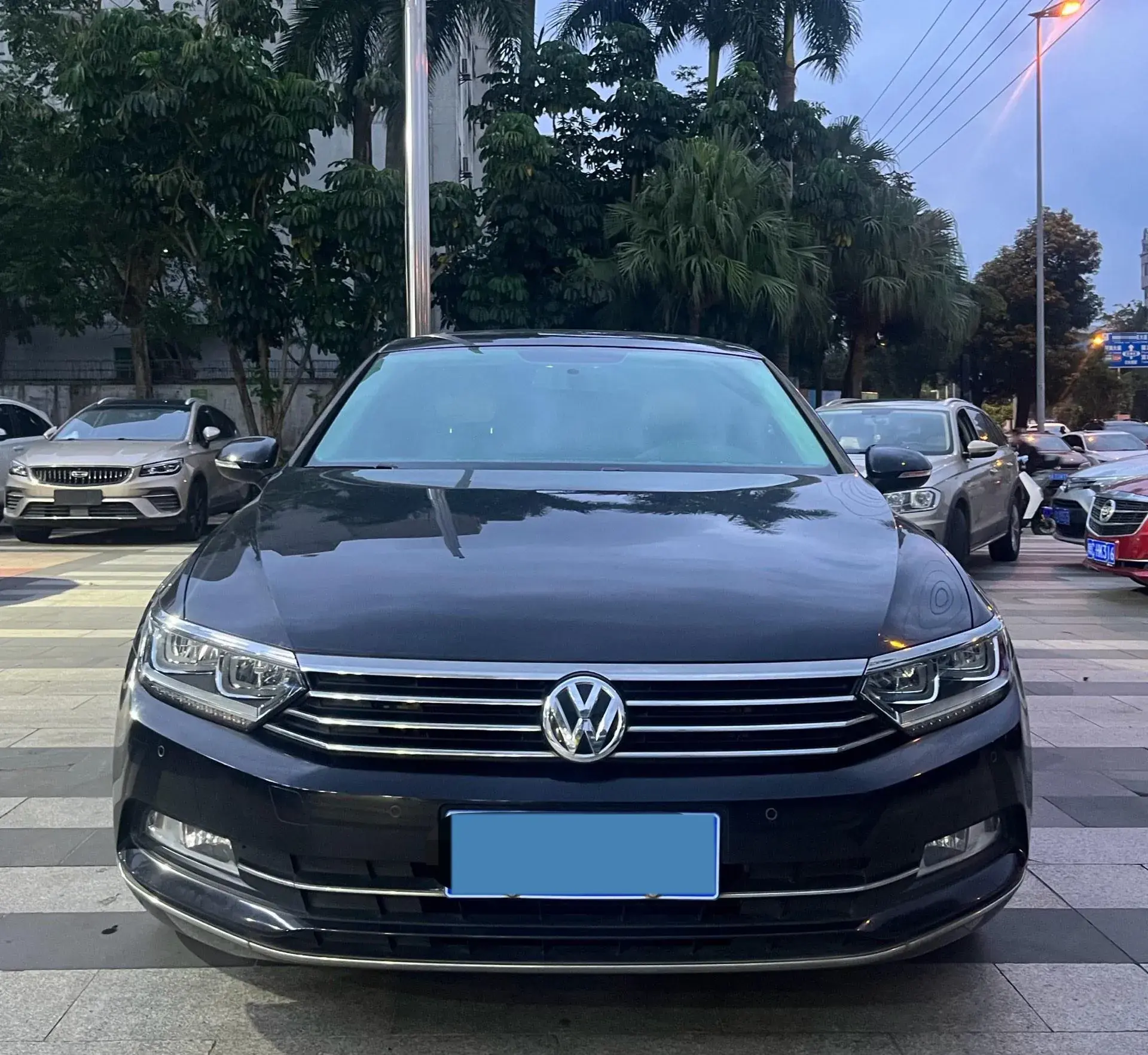 2019 VOLKSWAGEN MAGOTAN thumbnail 2