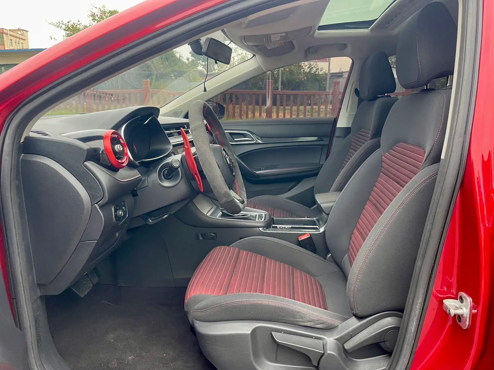 2018 MG MG6 thumbnail 4