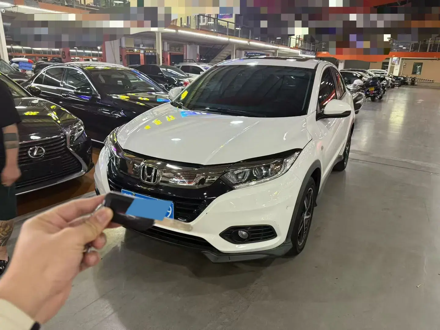 2020 HONDA VEZEL view 1