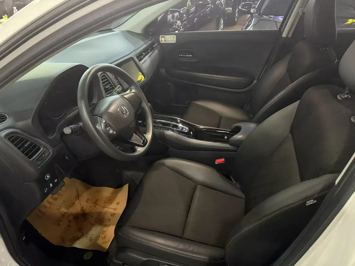 2020 HONDA VEZEL thumbnail 3