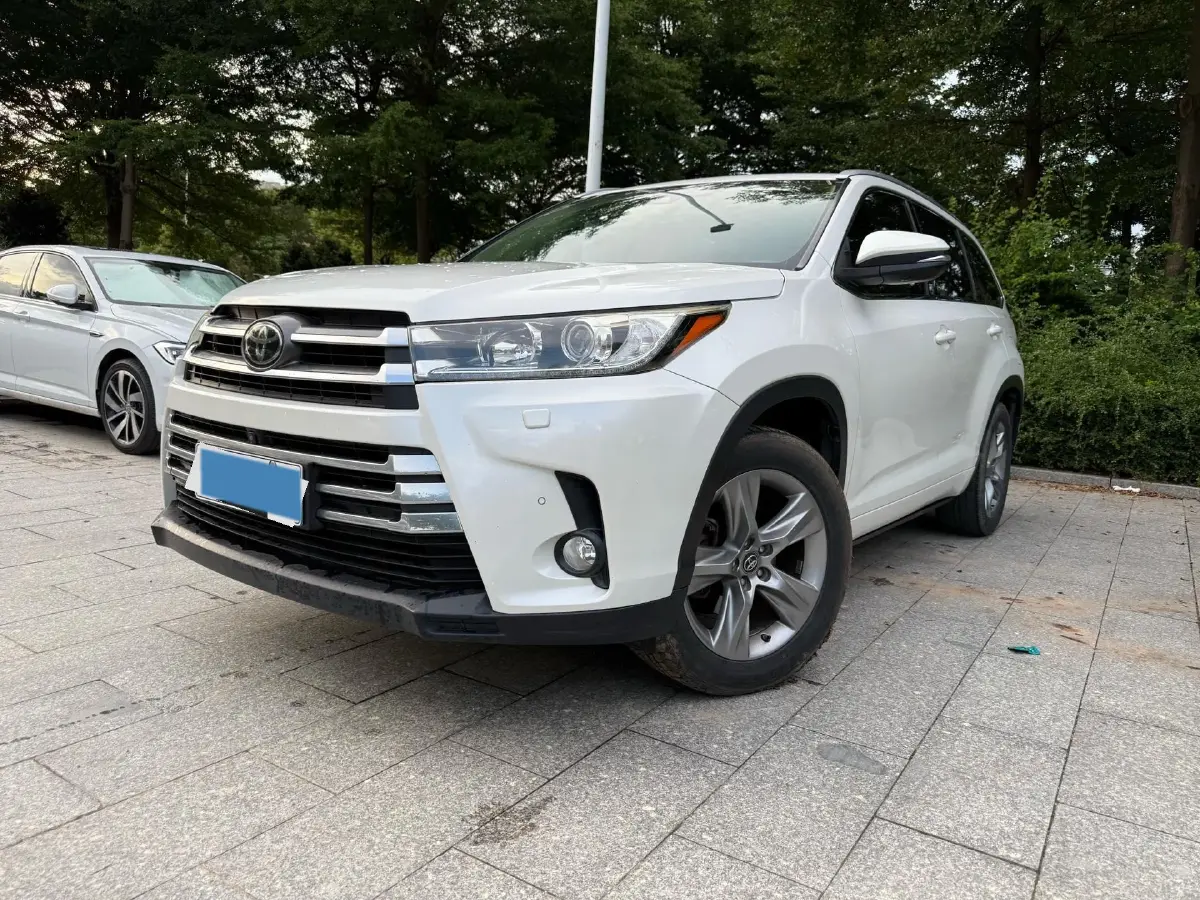 2018 Toyota Highlander 2.0T 220HP L4 6AT 2018 Toyota Highlander 2.0T 220HP L4 6AT
