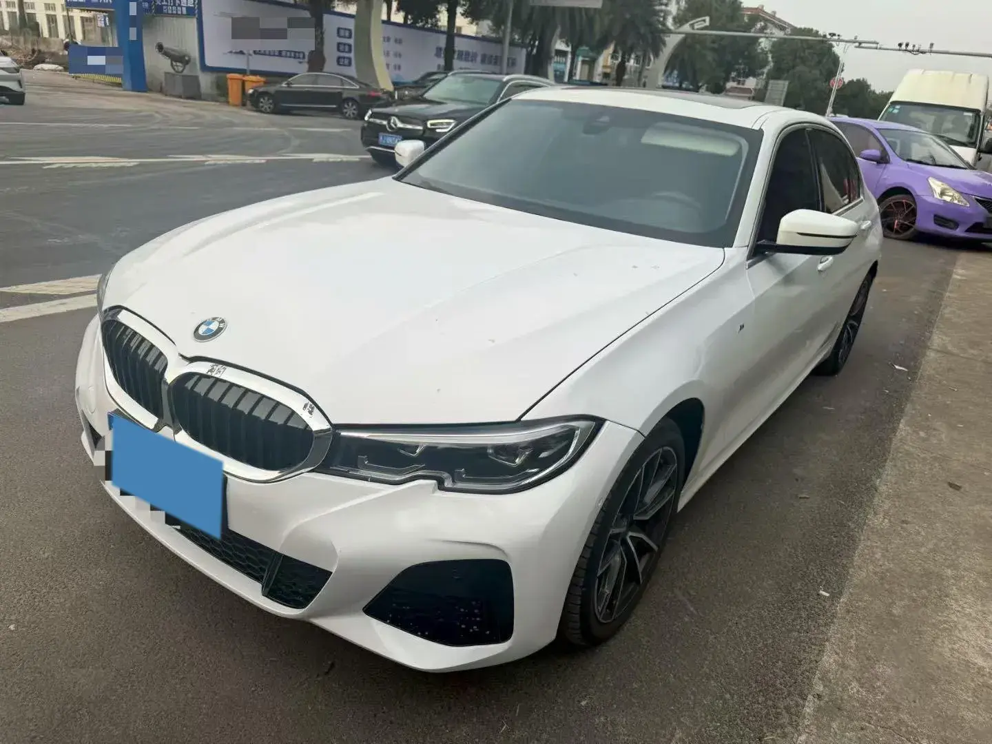 2021 BMW 3 view 1