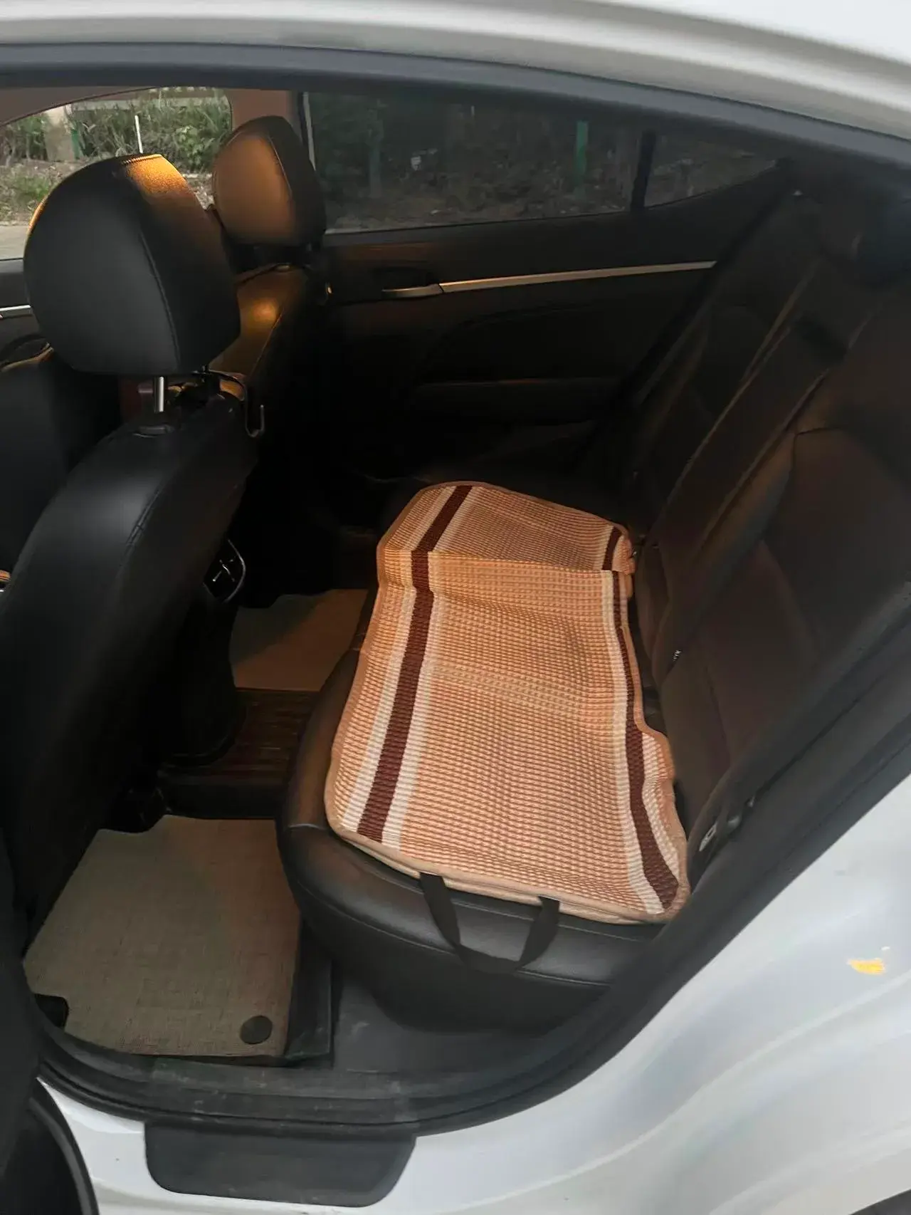 2020 HYUNDAI ELANTRA thumbnail 4