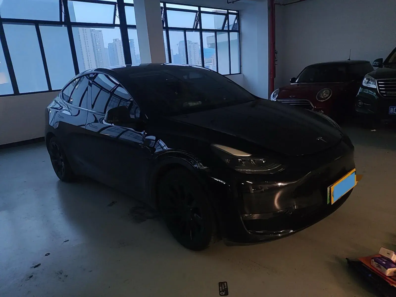 2021 TESLA MODEL thumbnail 2