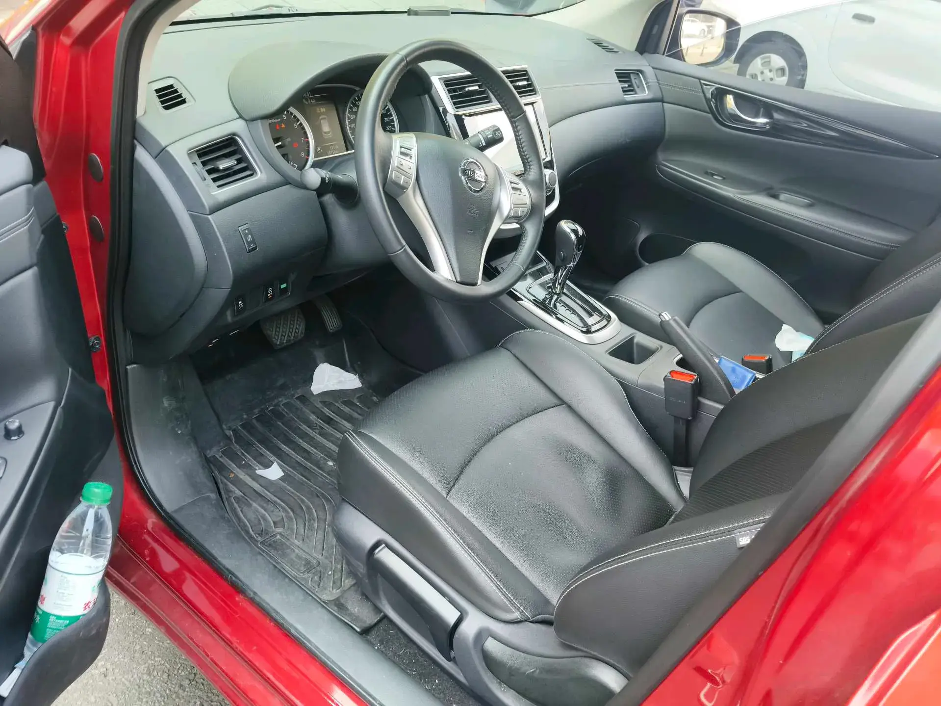 2020 NISSAN TIIDA thumbnail 2