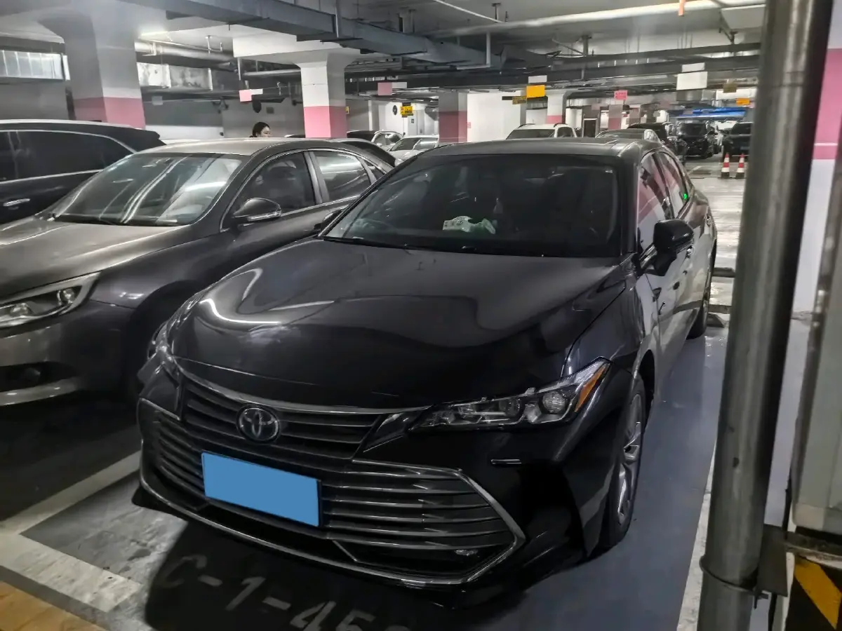 2023 Toyota Avalon 2.0L 177HP L4 CVT