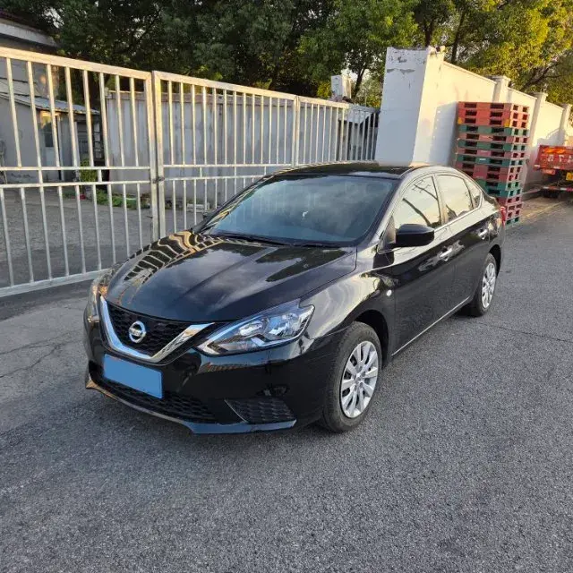 2021 NISSAN SYLPHY view 1