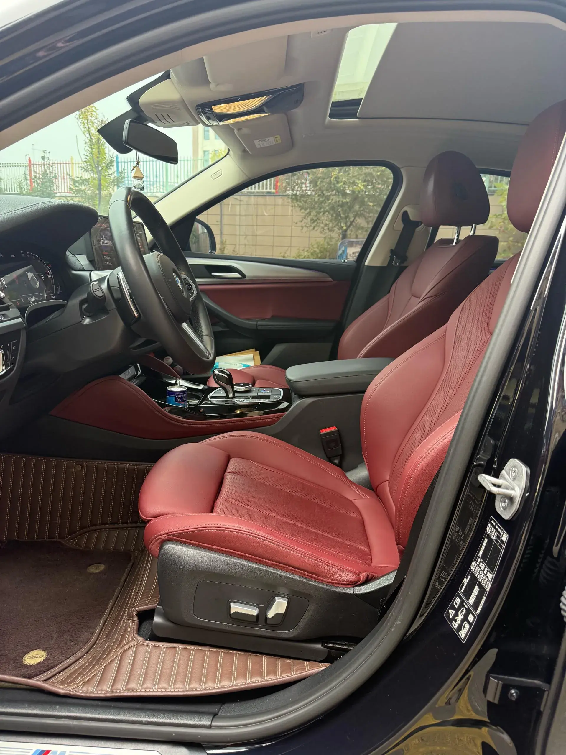 2022 BMW X4 thumbnail 4