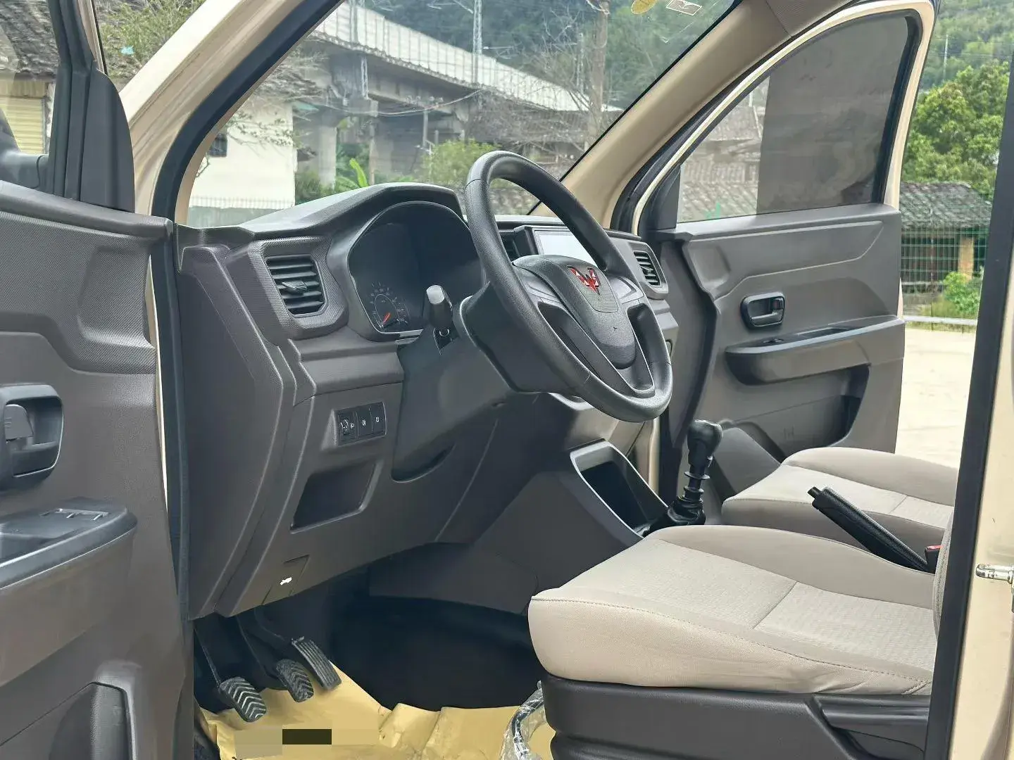 2022 WULING HONGGUANG thumbnail 4