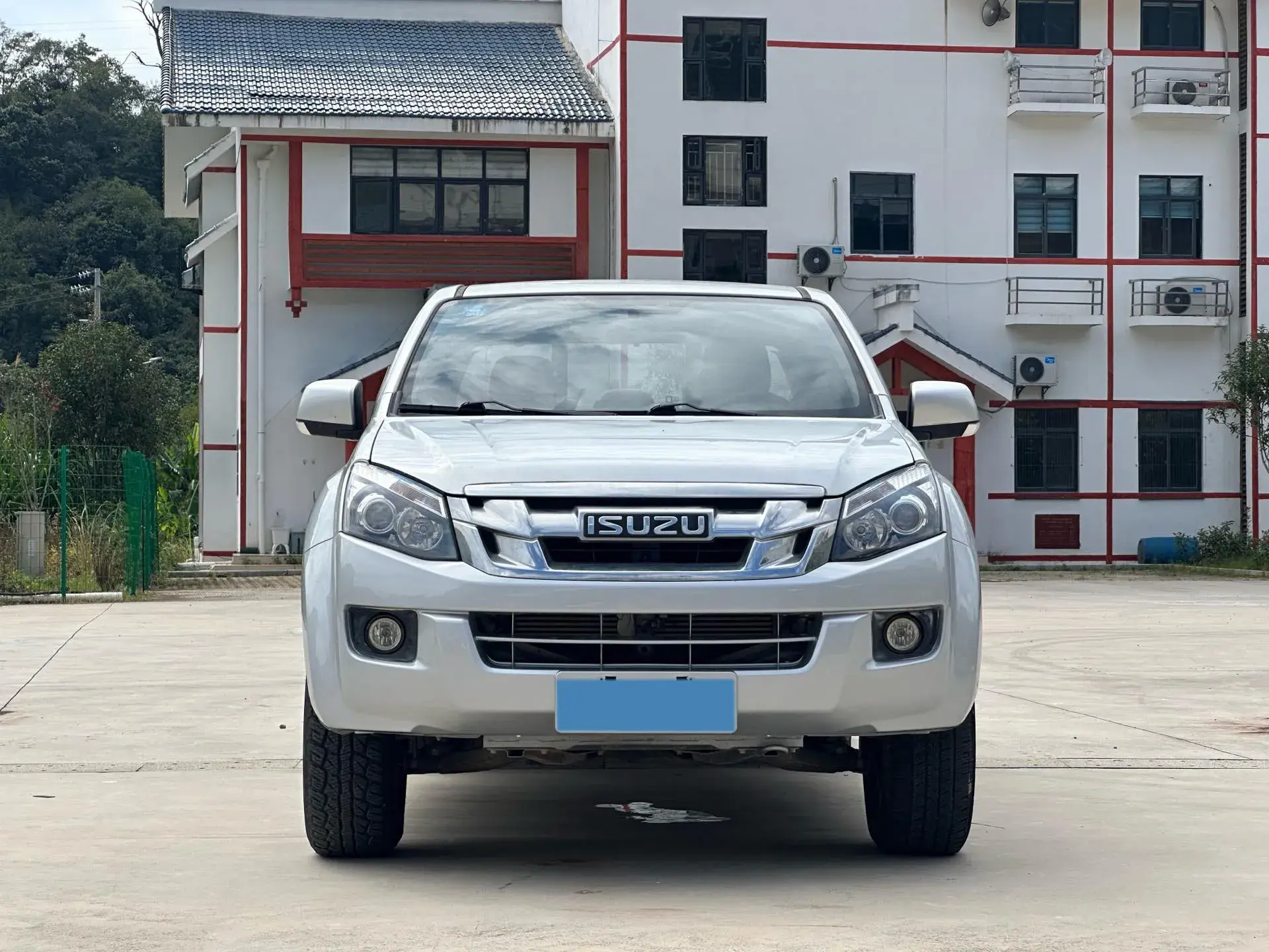 2020 ISUZU LINGTUO thumbnail 2