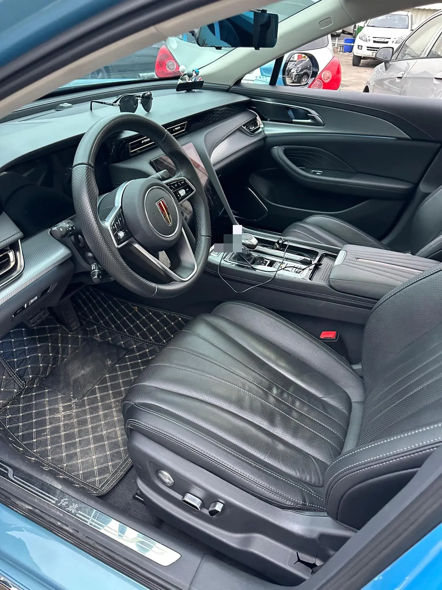 2023 HONGQI H5 thumbnail 4