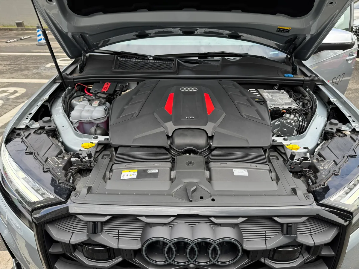2024 Audi SQ7 4.0T 507HP V8 8AT,autocango,china used car exporter,china ev exporter,chinese used car exporter,chinese used ev exporter