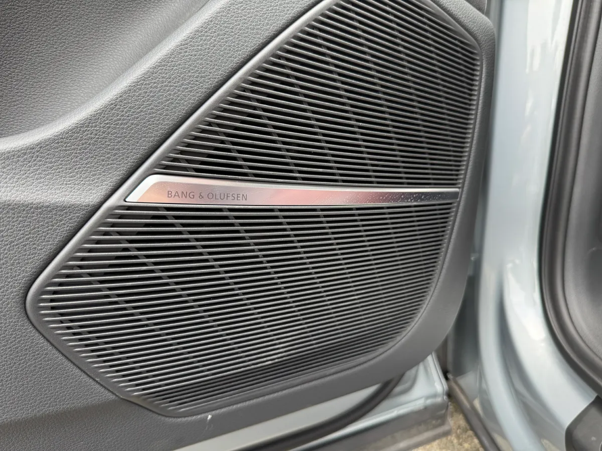 2024 Audi SQ7 4.0T 507HP V8 8AT,autocango,china used car exporter,china ev exporter,chinese used car exporter,chinese used ev exporter