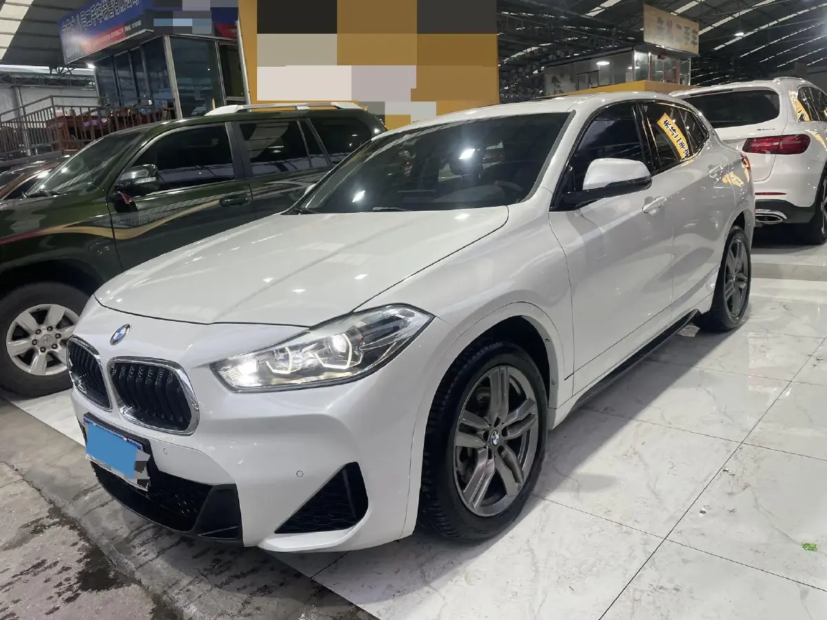 2022 BMW X2 2.0T 192HP L4 7DCT