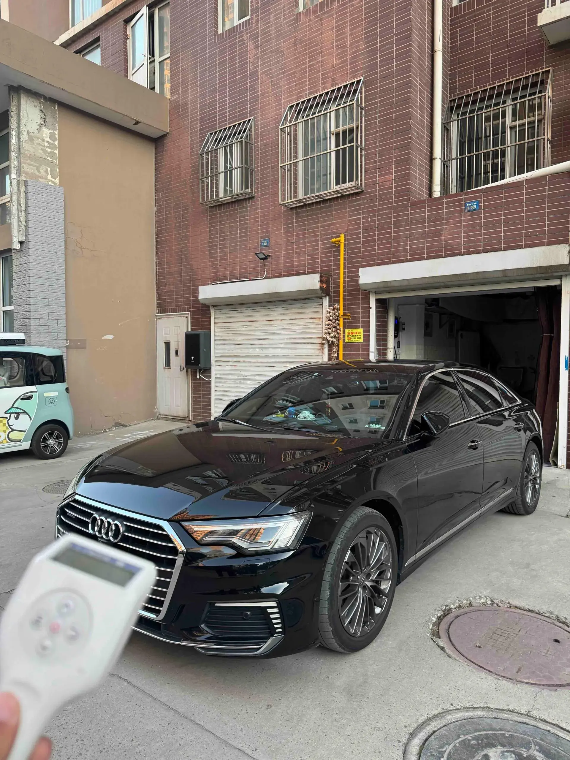 2020 AUDI A6L view 1