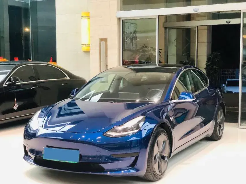 2020 TESLA MODEL view 1