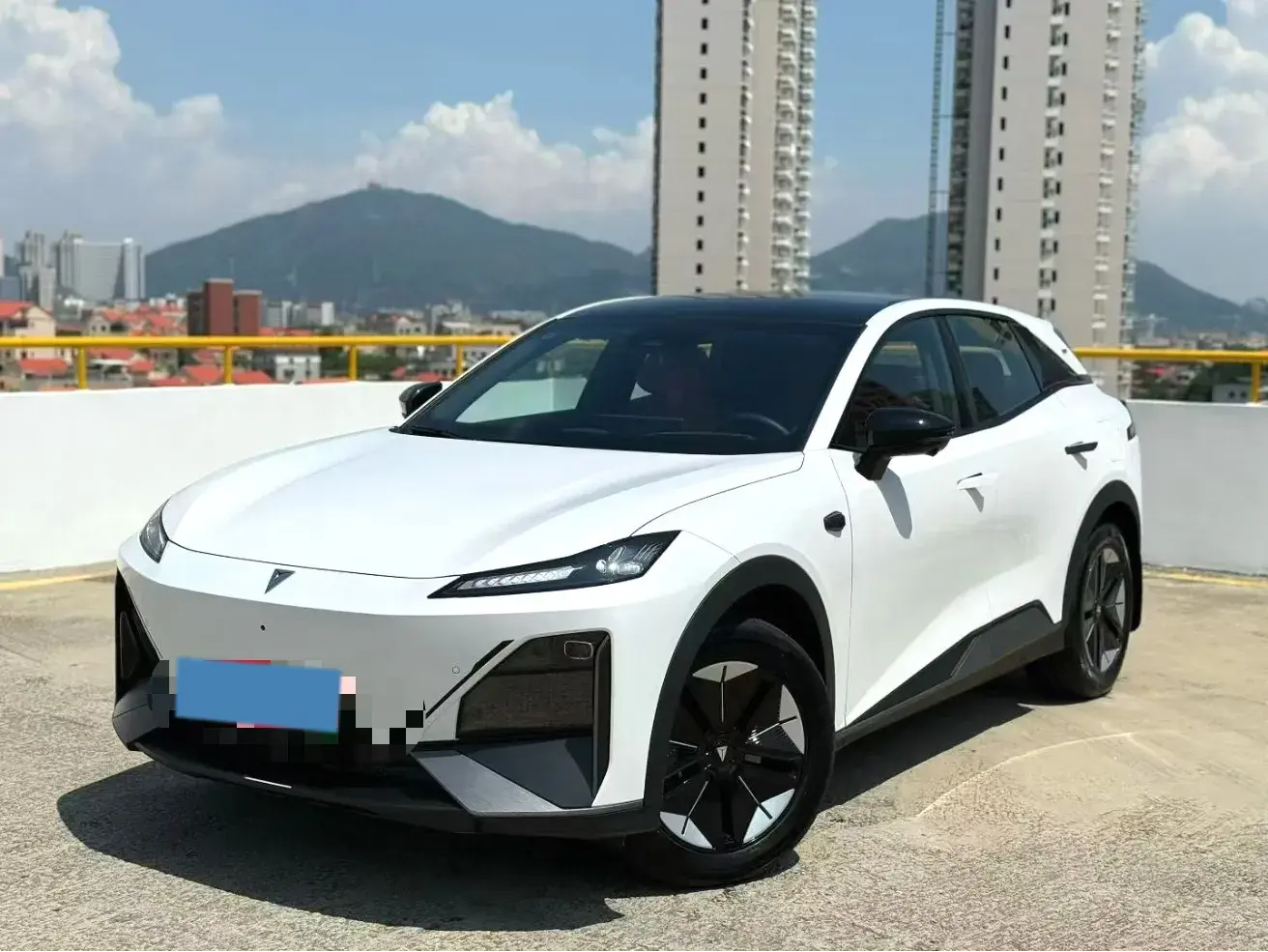 2023 DEEPAL SL03 view 1