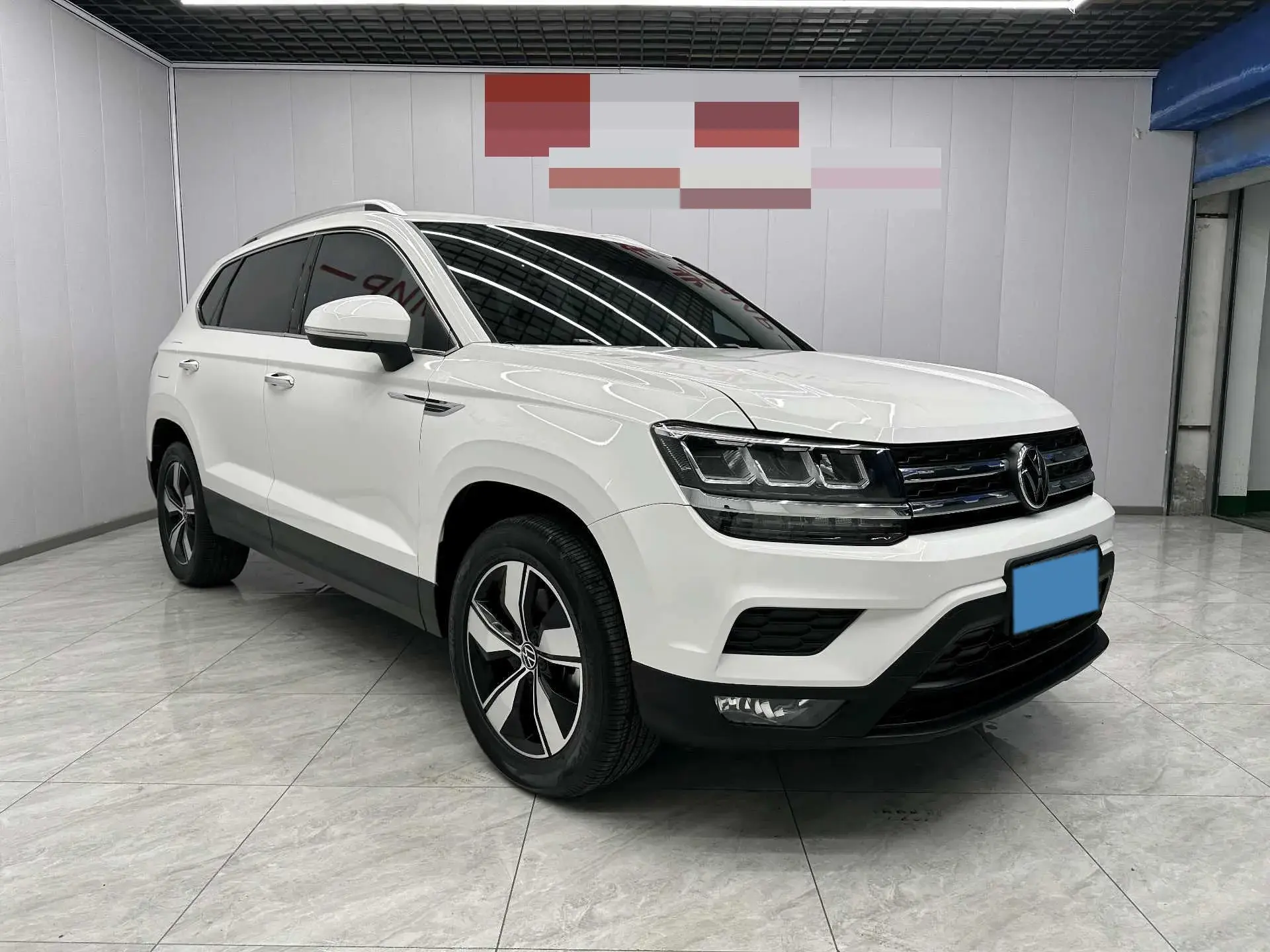 2021 VOLKSWAGEN THARU thumbnail 2