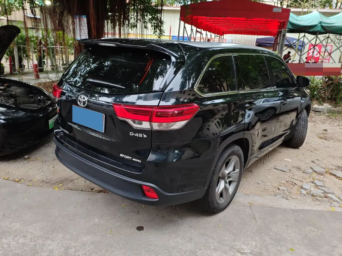 2021 Toyota Highlander 2.0T 220HP L4 6AT,autocango,china used car exporter,china ev exporter,chinese used car exporter,chinese used ev exporter