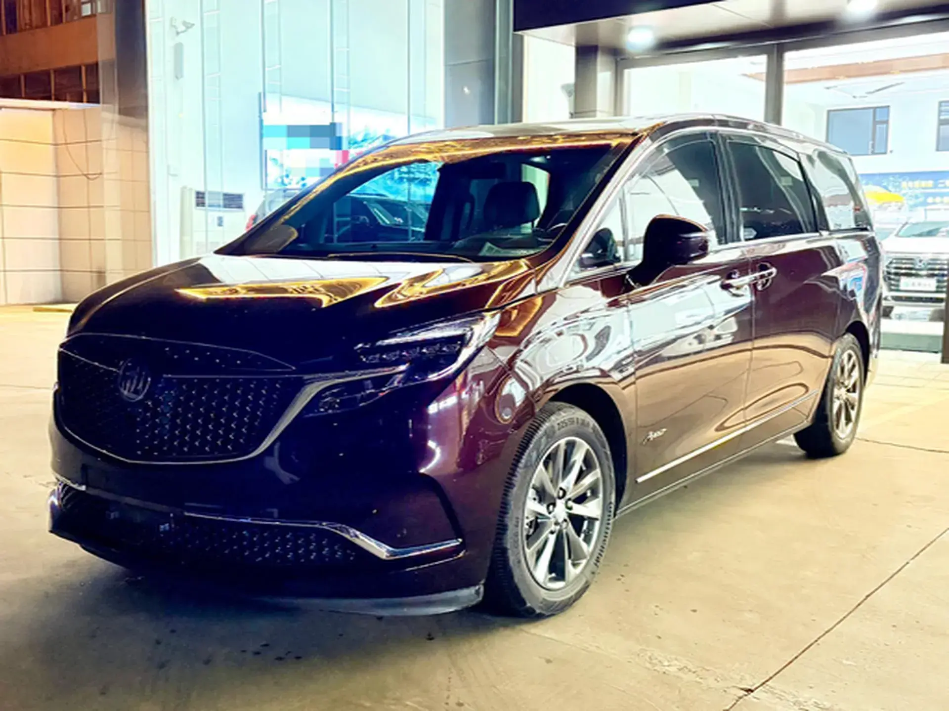 2022 BUICK GL8 view 1