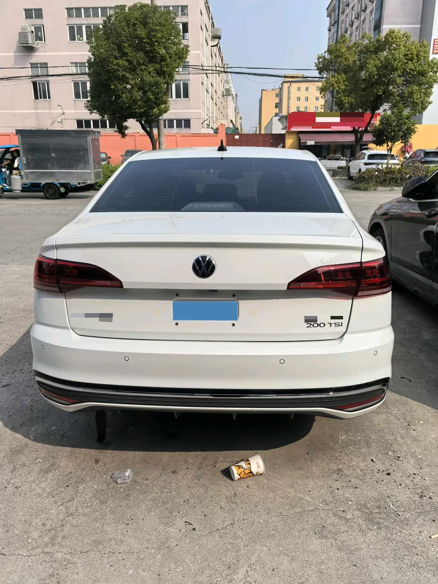 2023 VOLKSWAGEN BORA thumbnail 3