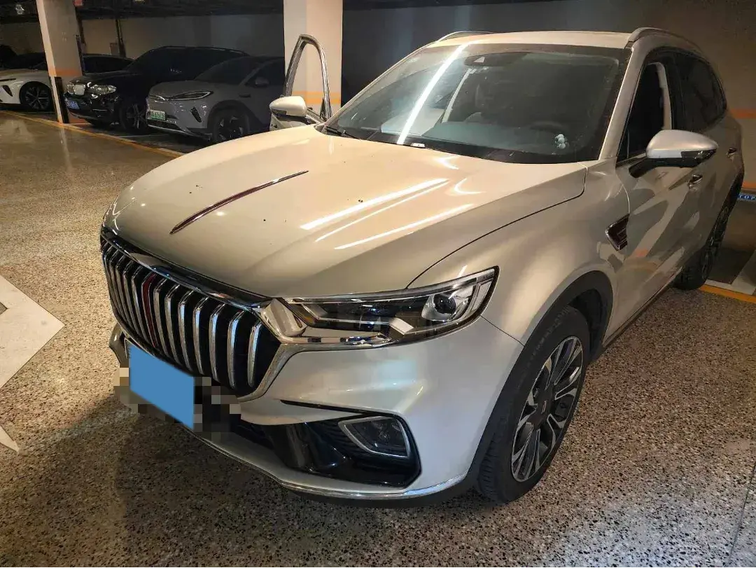 2019 HONGQI HS5 view 1