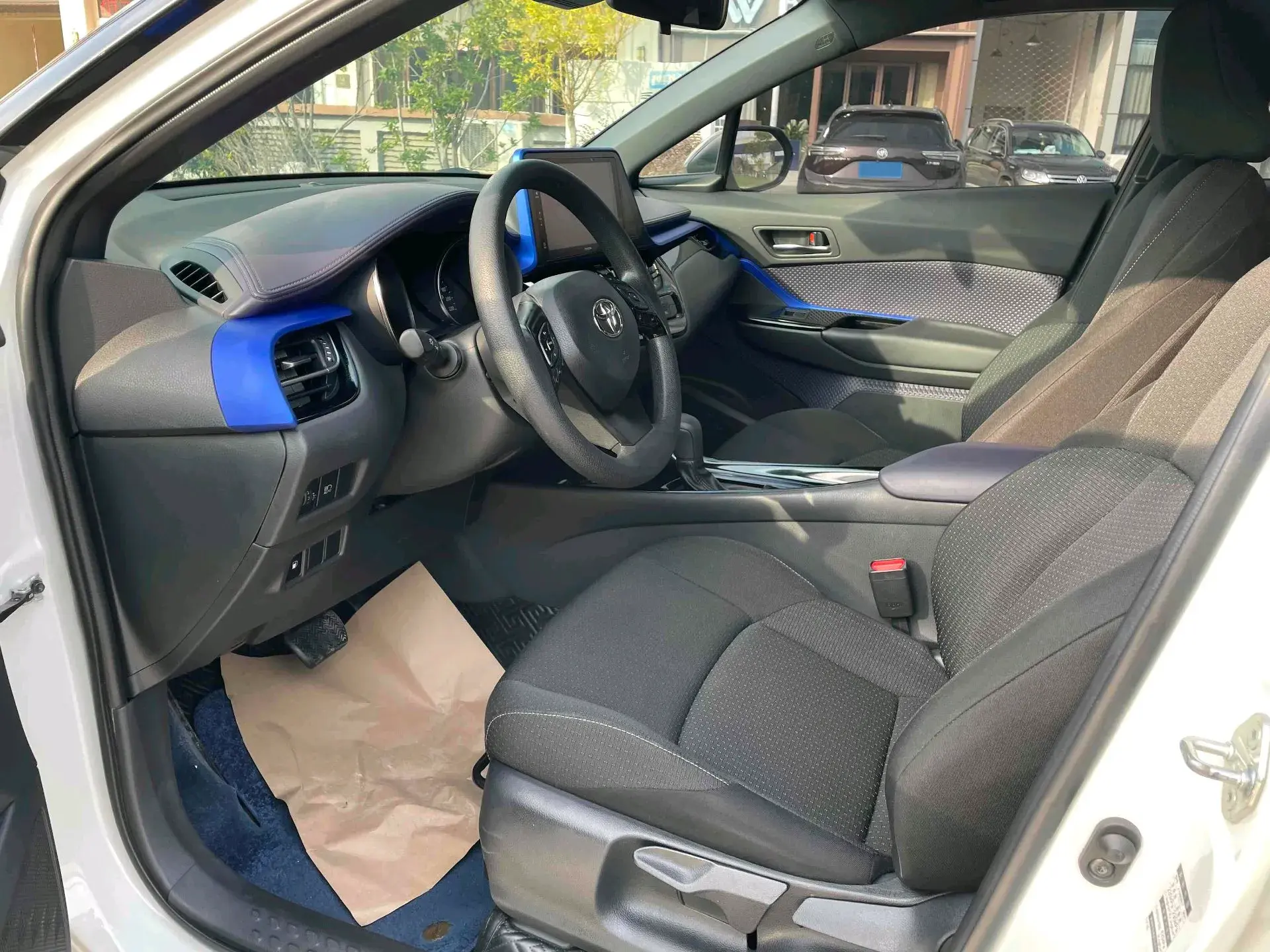 2021 TOYOTA IZOA thumbnail 4