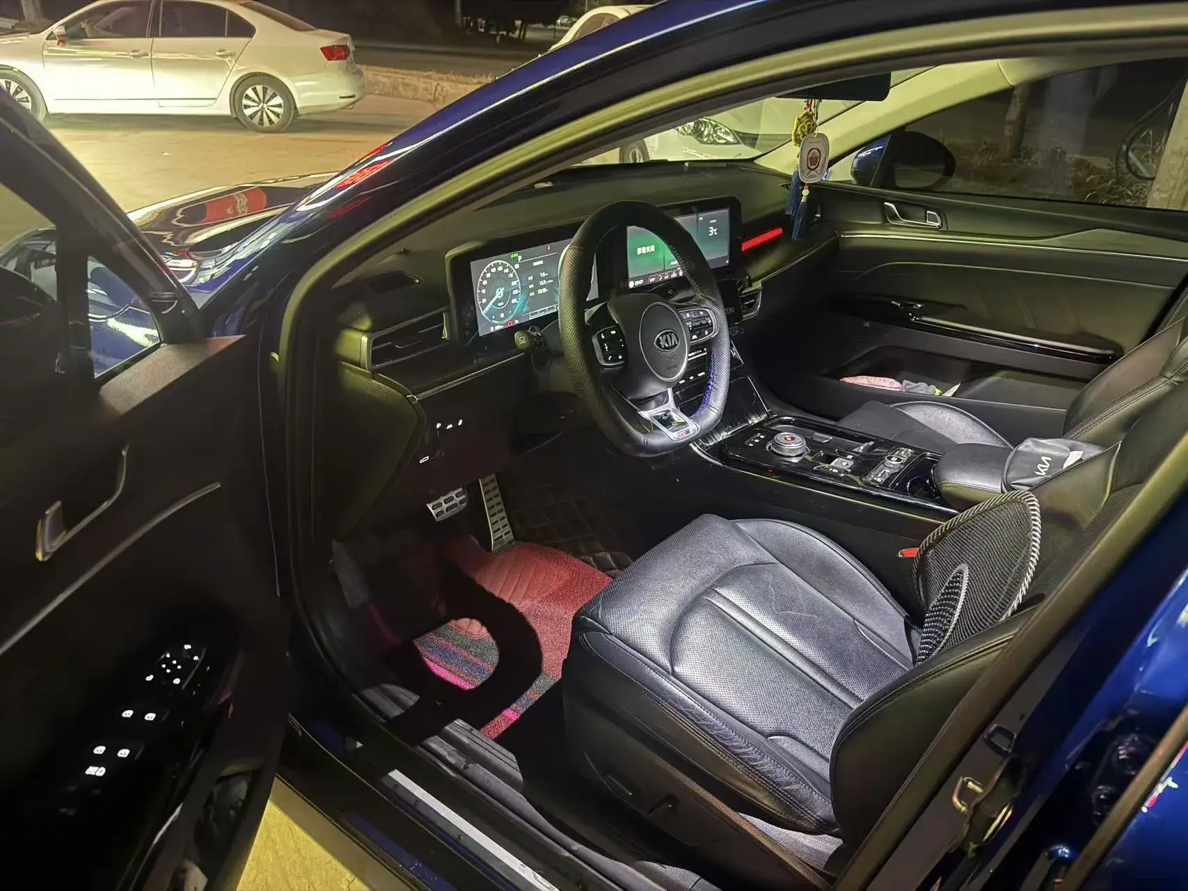 2020 KIA K5 thumbnail 2