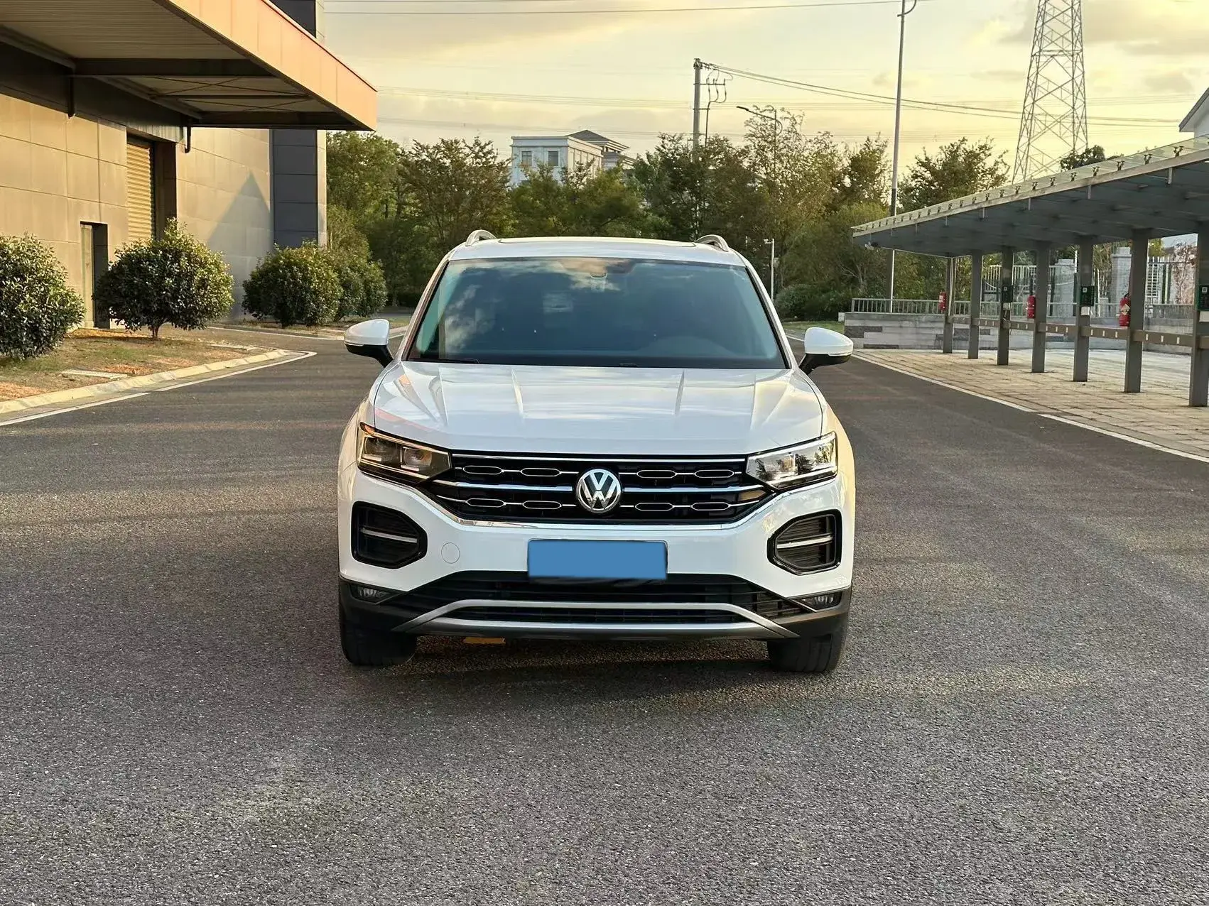 2019 VOLKSWAGEN TAYRON thumbnail 2