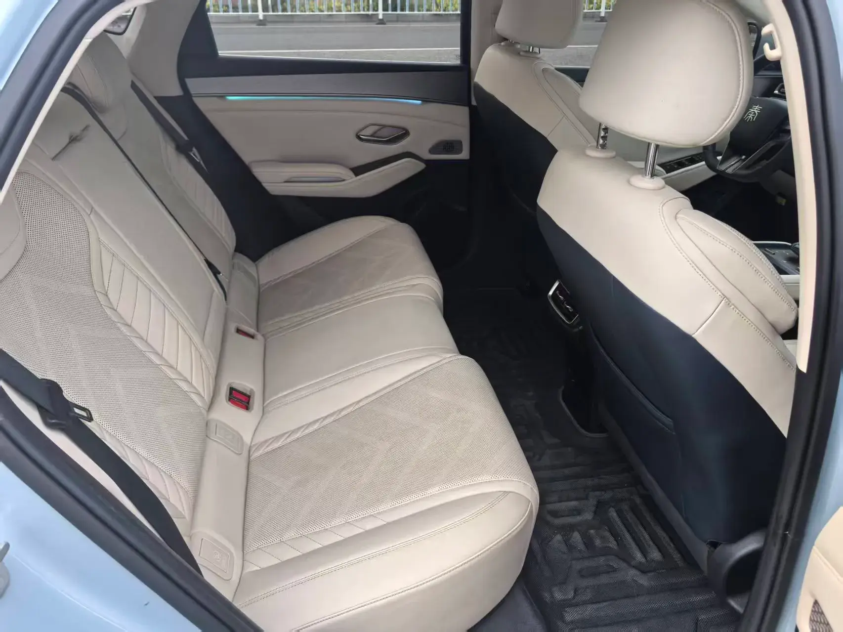 2023 BYD QIN thumbnail 4