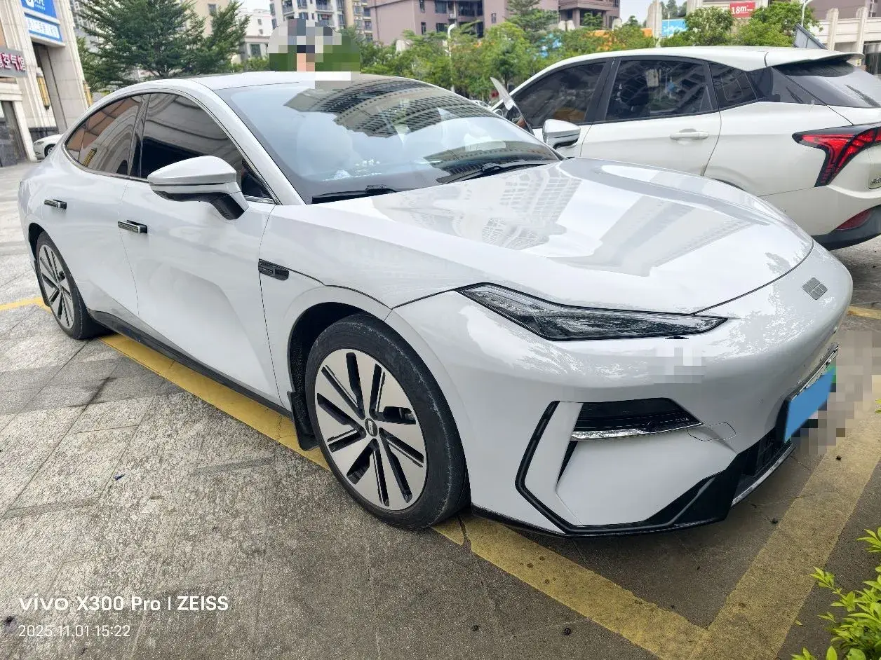 2024 GEELY GALAXY thumbnail 3