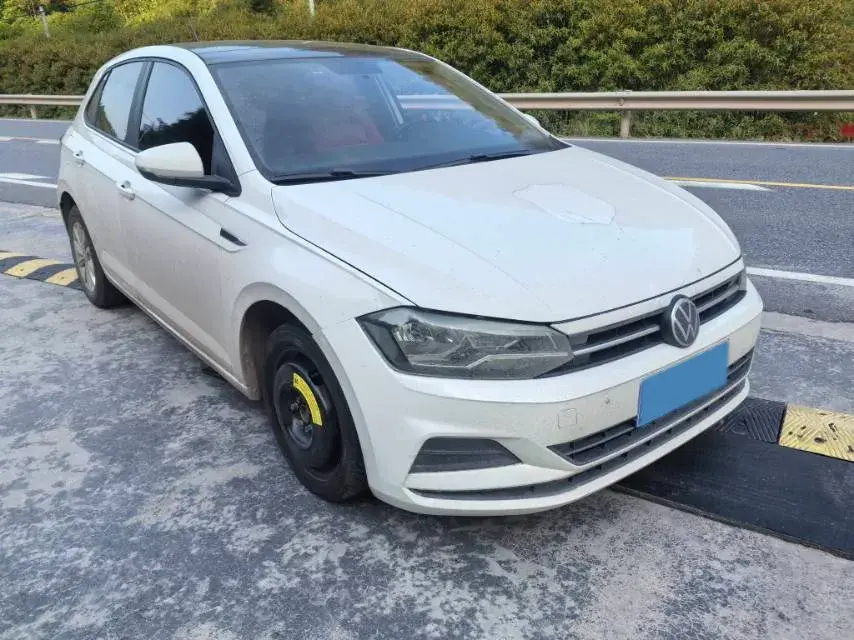 2023 VOLKSWAGEN POLO thumbnail 2