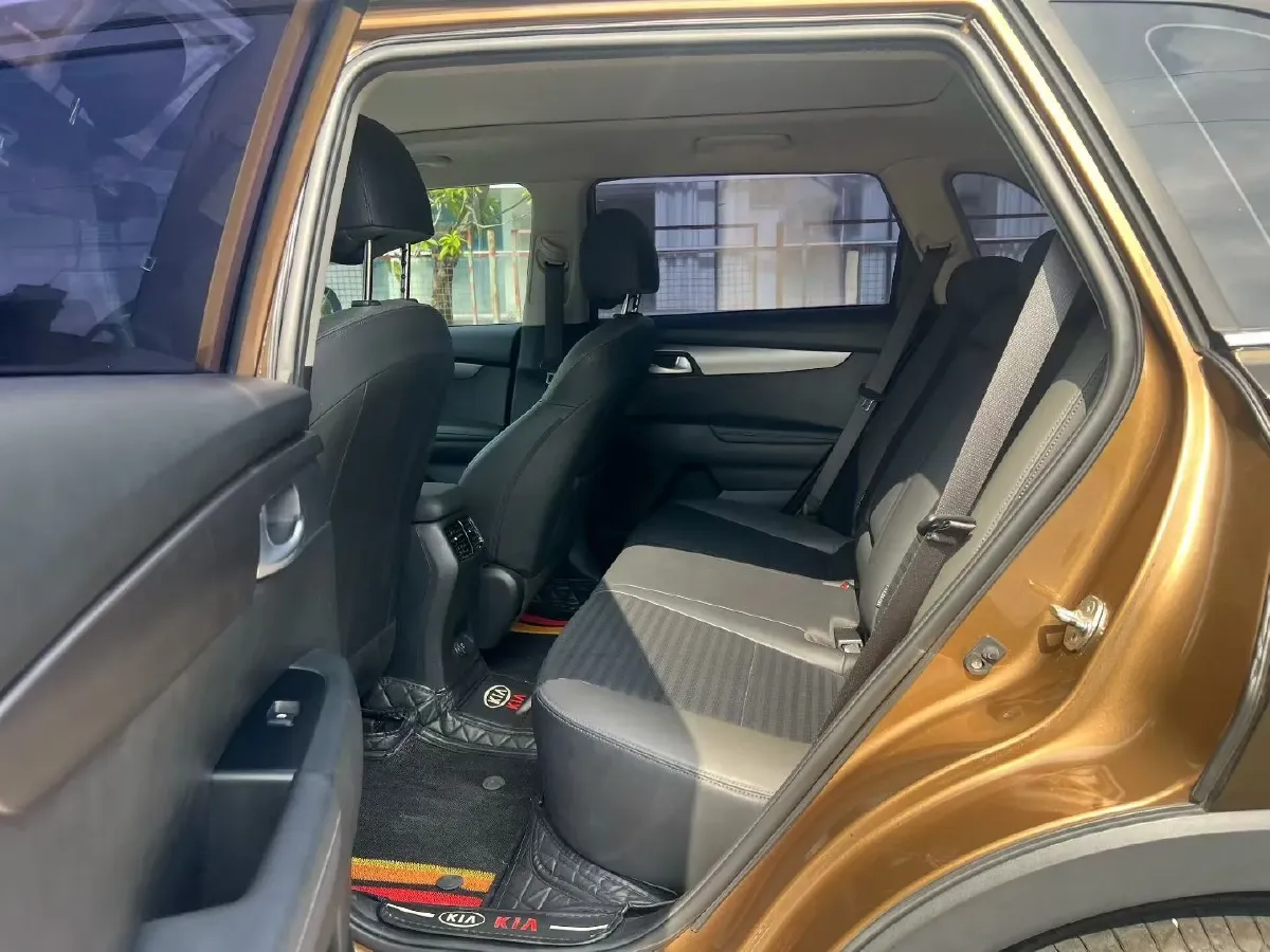 2018 Kia Sportage R 2.0L 160HP L4 6AT,autocango,china used car exporter,china ev exporter,chinese used car exporter,chinese used ev exporter