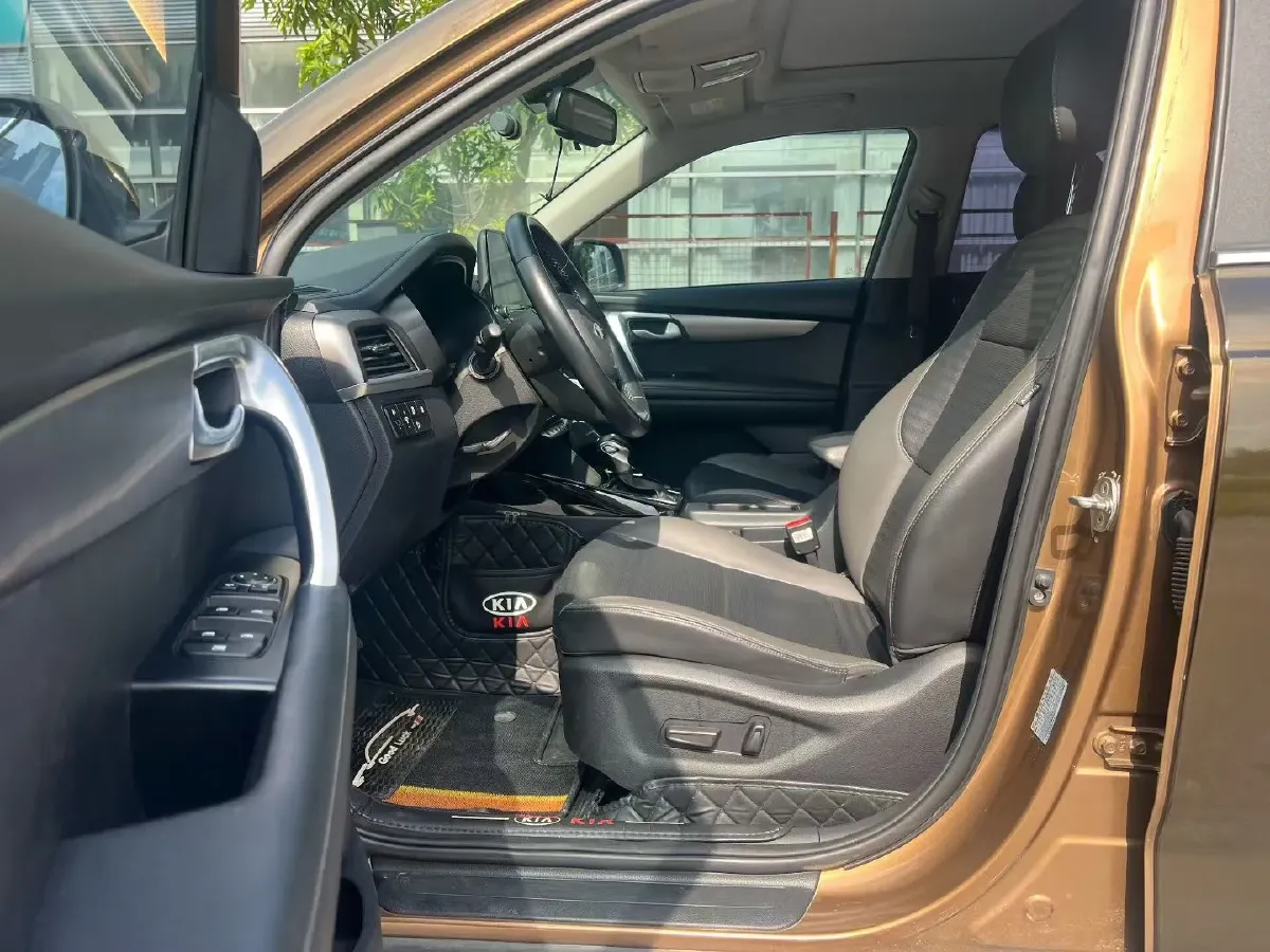 2018 Kia Sportage R 2.0L 160HP L4 6AT,autocango,china used car exporter,china ev exporter,chinese used car exporter,chinese used ev exporter