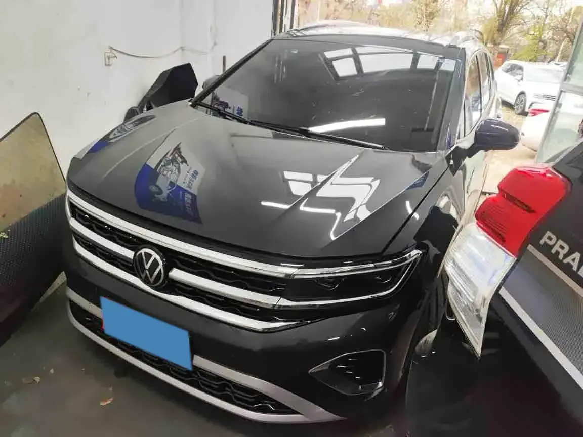 2022 VOLKSWAGEN TALAGON thumbnail 2