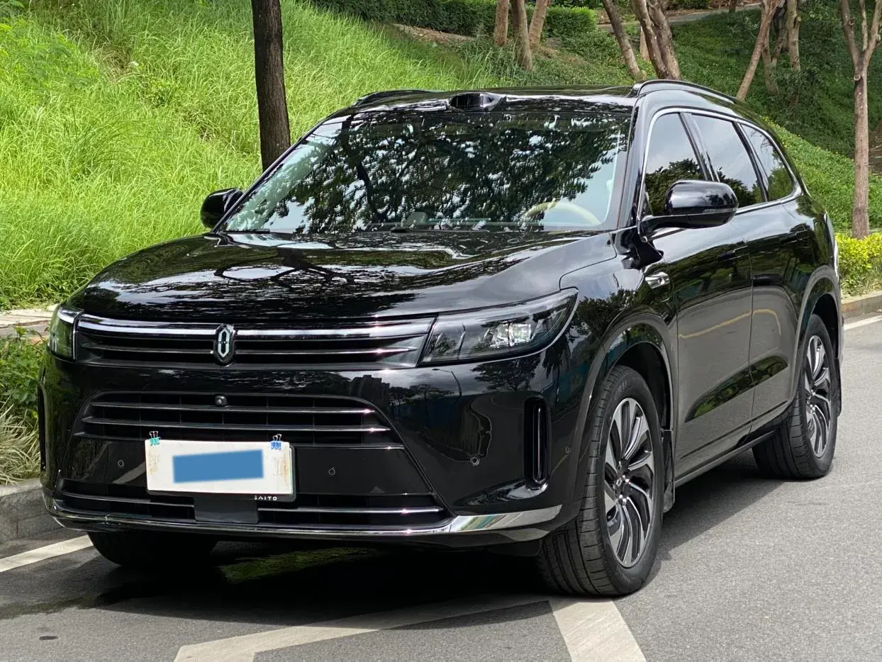 2024 AITO AITO view 1