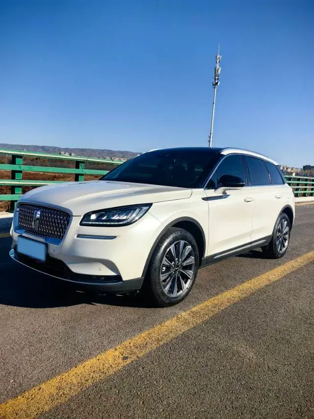 2022 Lincoln Corsair 2.0T 245HP L4 8AT