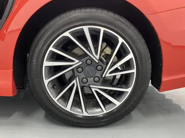 2021 LYNK&CO 03 thumbnail 3