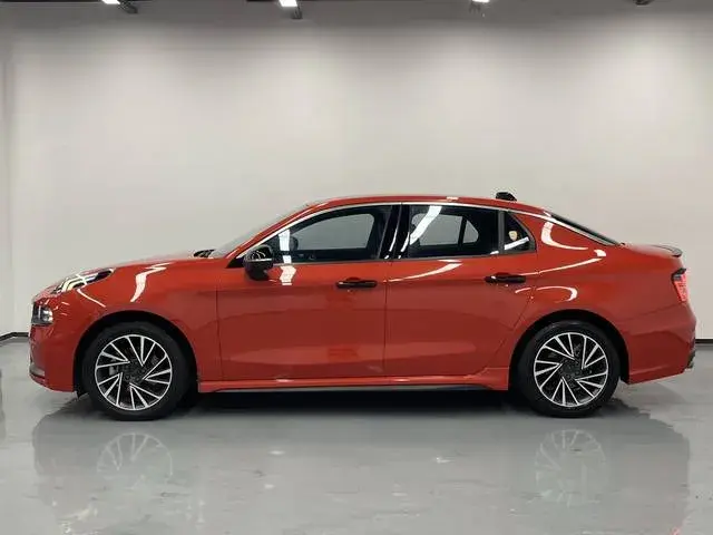 2021 LYNK&CO 03 thumbnail 2