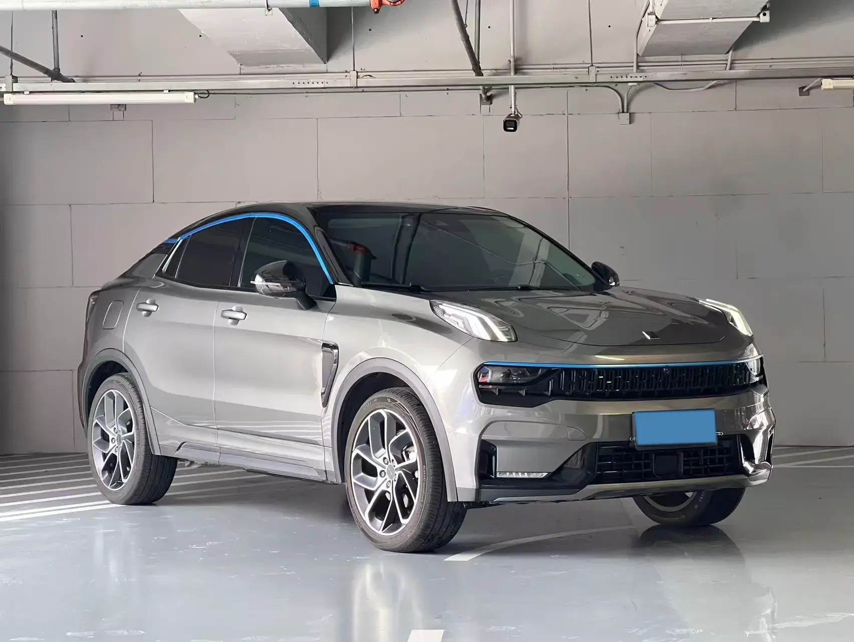 2022 LYNK&CO 05 thumbnail 3