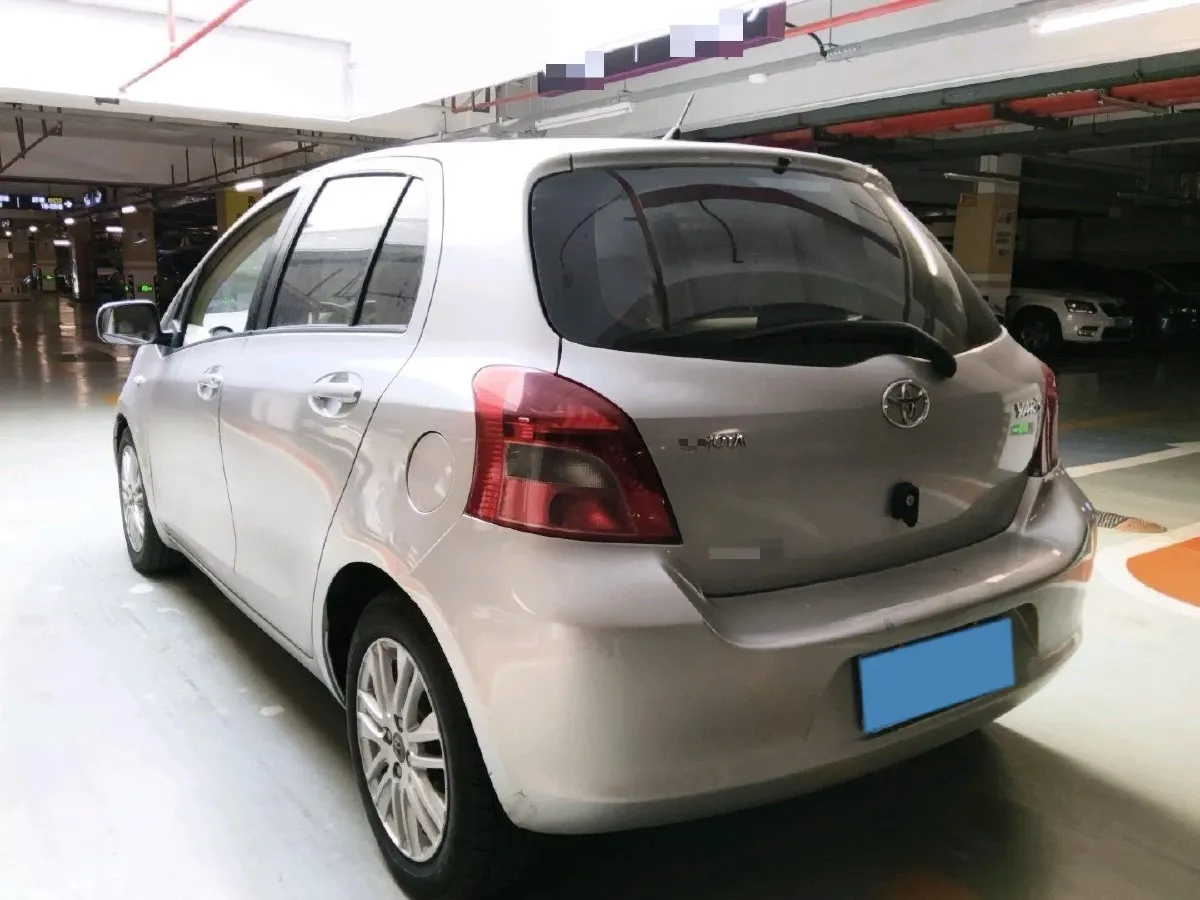 2011 Toyota Yaris 1.6L 118HP L4 4AT,autocango,china used car exporter,china ev exporter,chinese used car exporter,chinese used ev exporter
