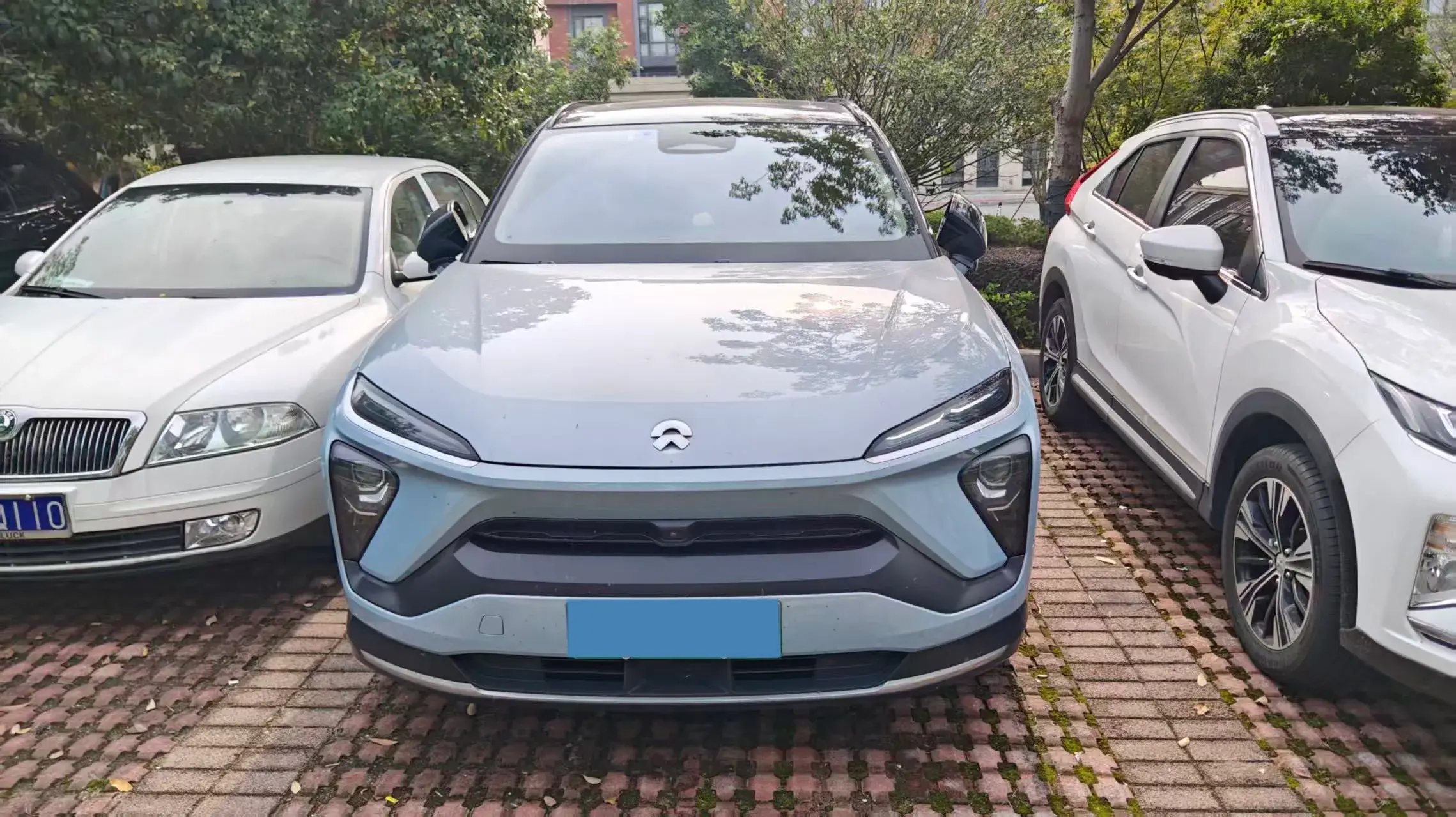 2019 NIO ES6 thumbnail 2