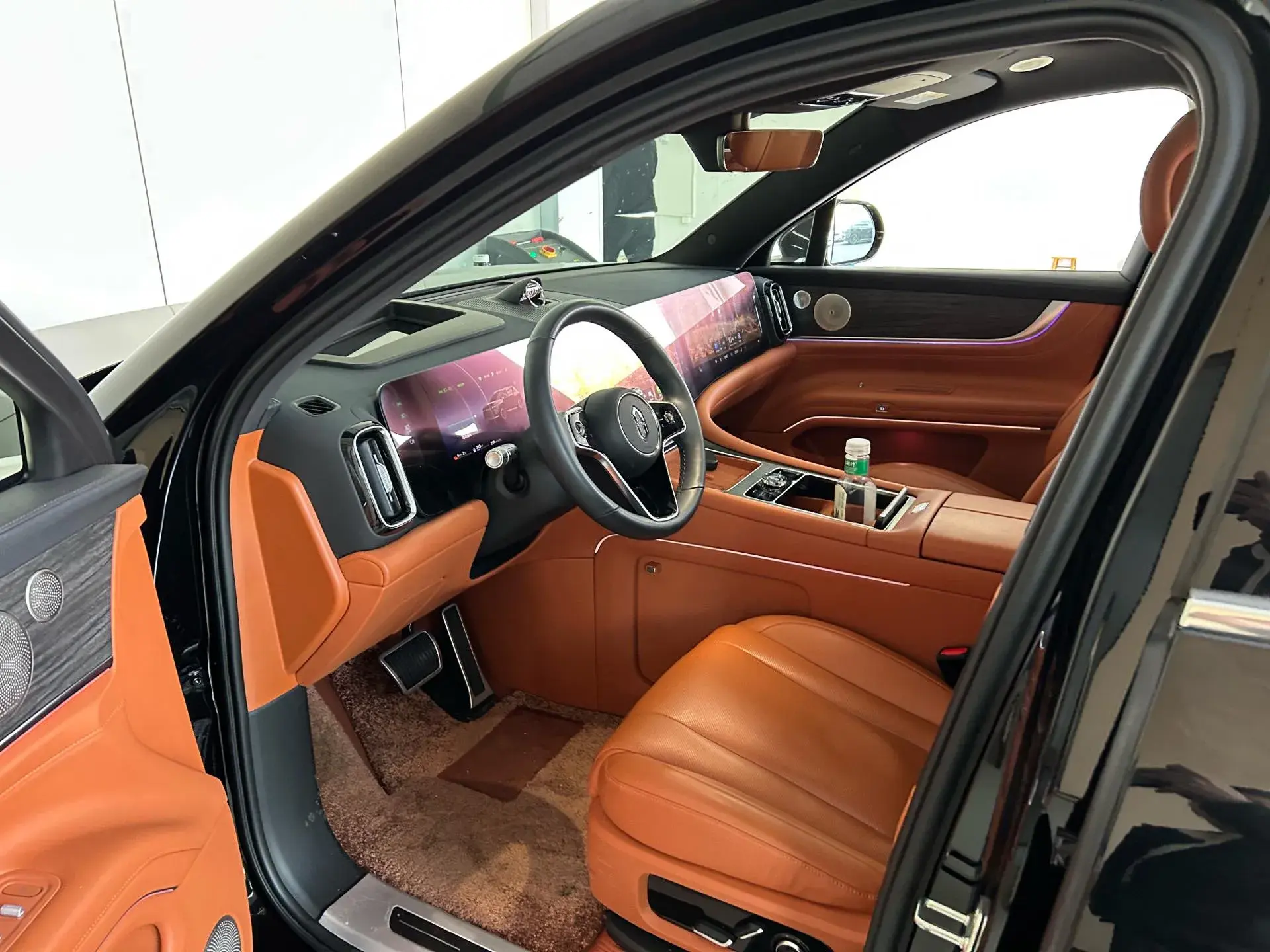 2024 AITO AITO thumbnail 3