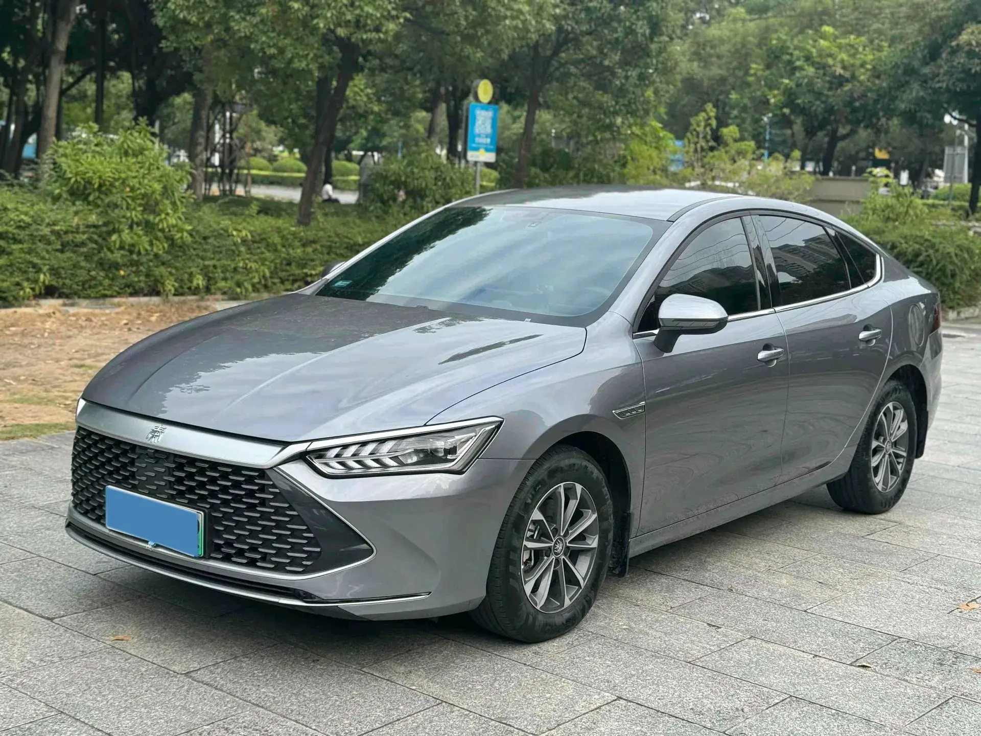 2023 BYD QIN view 1