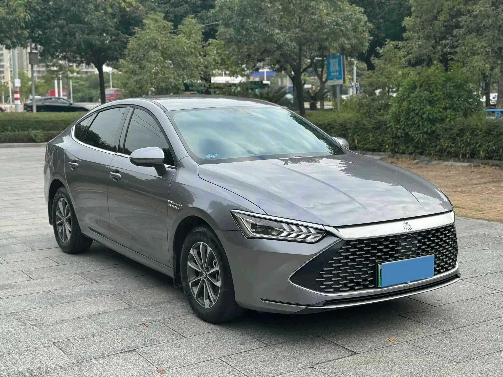 2023 BYD QIN thumbnail 3