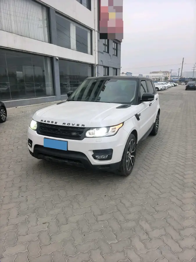 2014 Land Rover Range Rover Evoque 2.0T 241HP L4 9AT