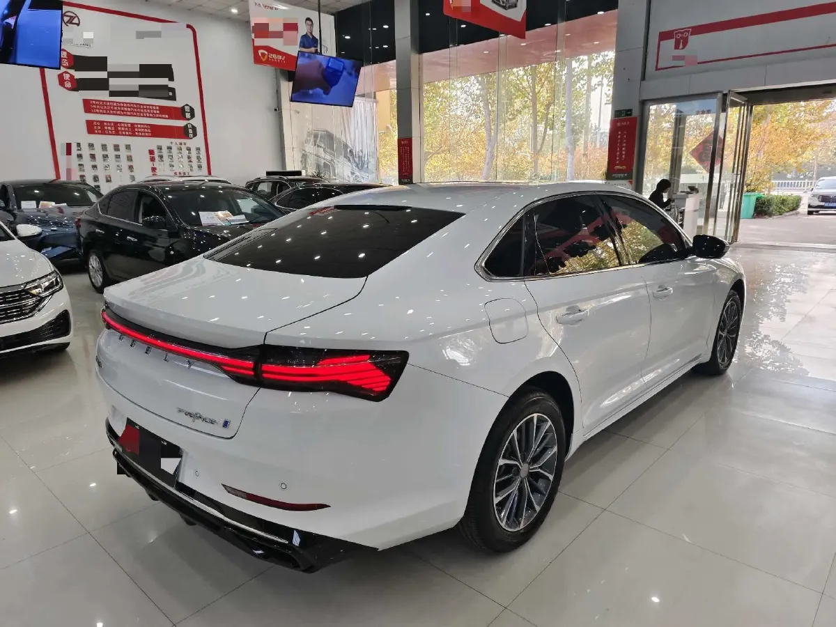 2024 Geely PrefaceL 1.5T 163HP L4 3DHT Hybrid,autocango,china used car exporter,china ev exporter,chinese used car exporter,chinese used ev exporter