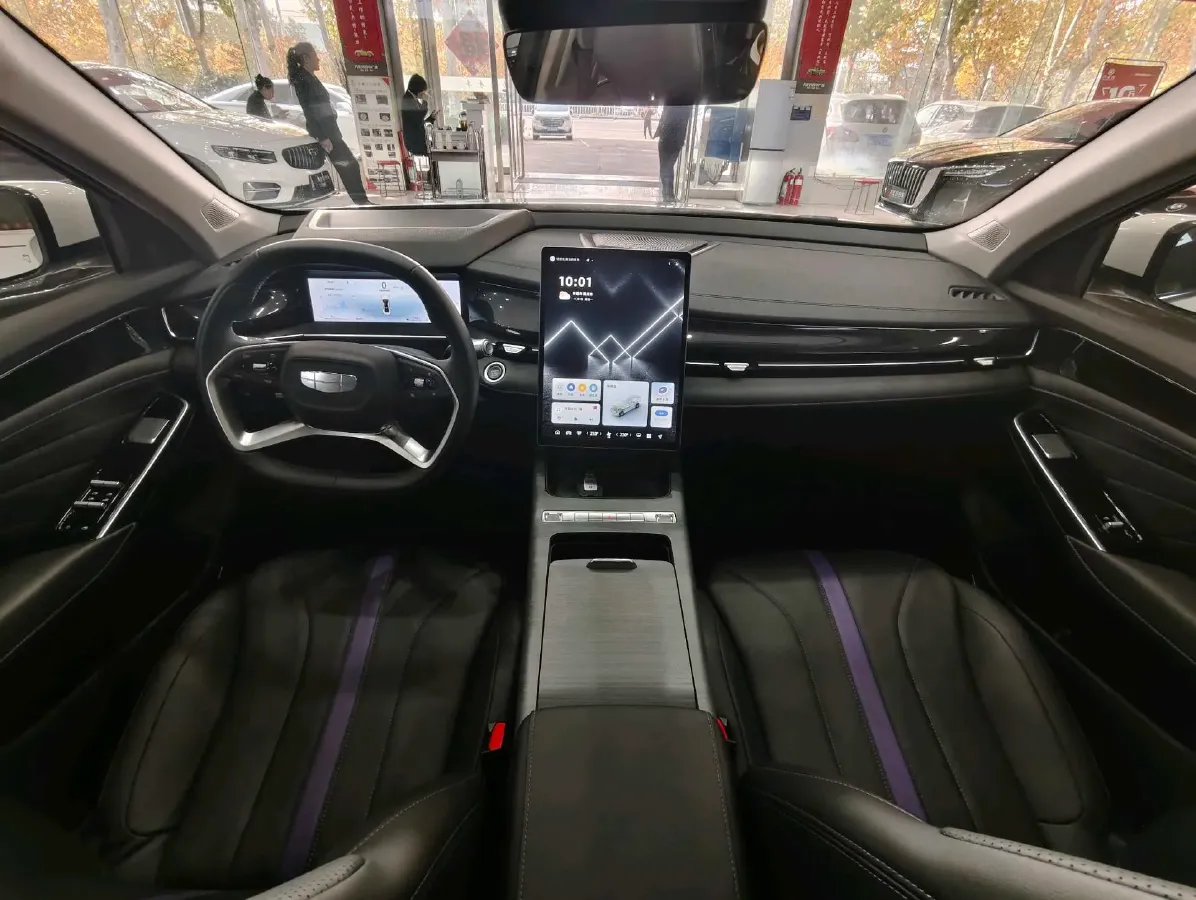 2024 Geely PrefaceL 1.5T 163HP L4 3DHT Hybrid,autocango,china used car exporter,china ev exporter,chinese used car exporter,chinese used ev exporter